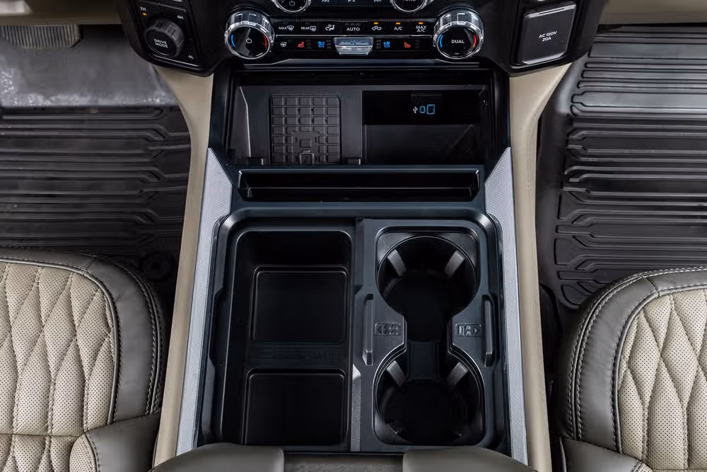 2026 Ford F-450 Super Duty Platinum Plus Crew Cab Image 27