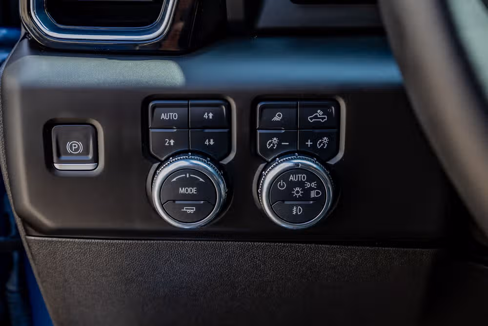2024 GMC Sierra 2500HD Denali Crew Cab Image 22