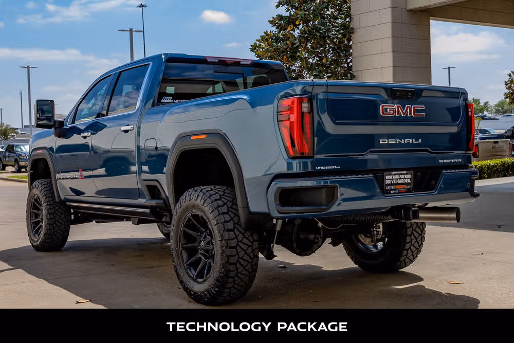 2024 GMC Sierra 2500HD Denali Crew Cab Image 7