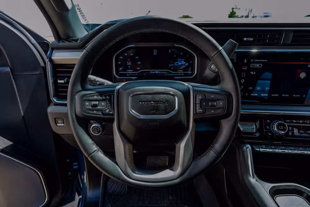 2024 GMC Sierra 2500HD Denali Crew Cab Image 19