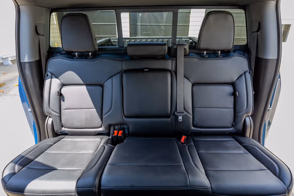 2024 GMC Sierra 2500HD Denali Crew Cab Image 33