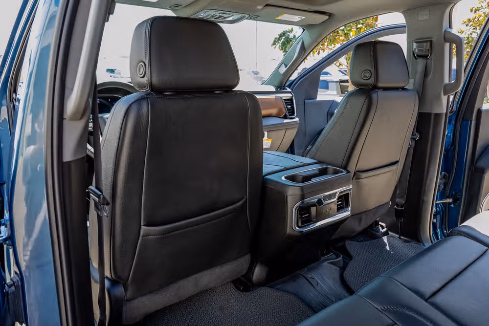 2024 GMC Sierra 2500HD Denali Crew Cab Image 32