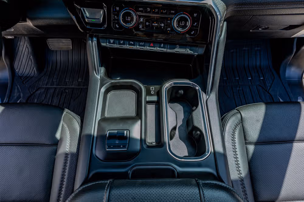 2024 GMC Sierra 2500HD Denali Crew Cab Image 27