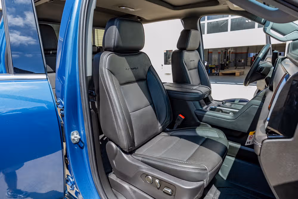 2024 GMC Sierra 2500HD Denali Crew Cab Image 29