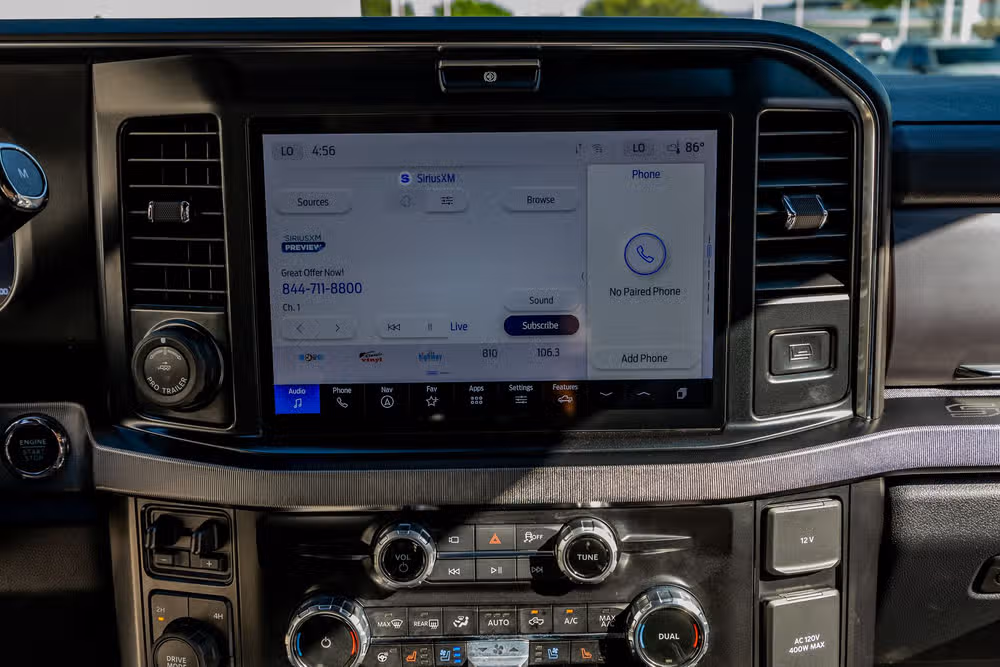 2026 Ford F-450 Super Duty Platinum Crew Cab Image 25