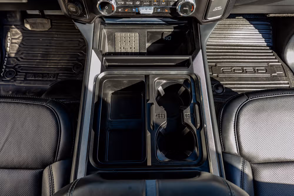 2026 Ford F-450 Super Duty Platinum Crew Cab Image 28
