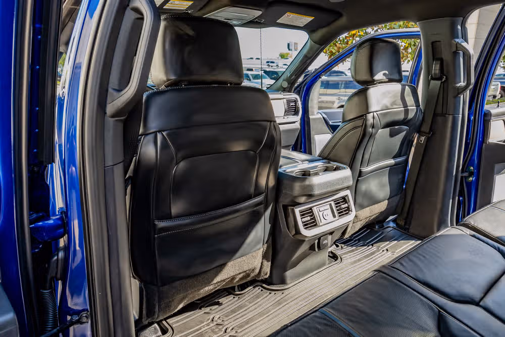 2026 Ford F-450 Super Duty Platinum Crew Cab Image 34