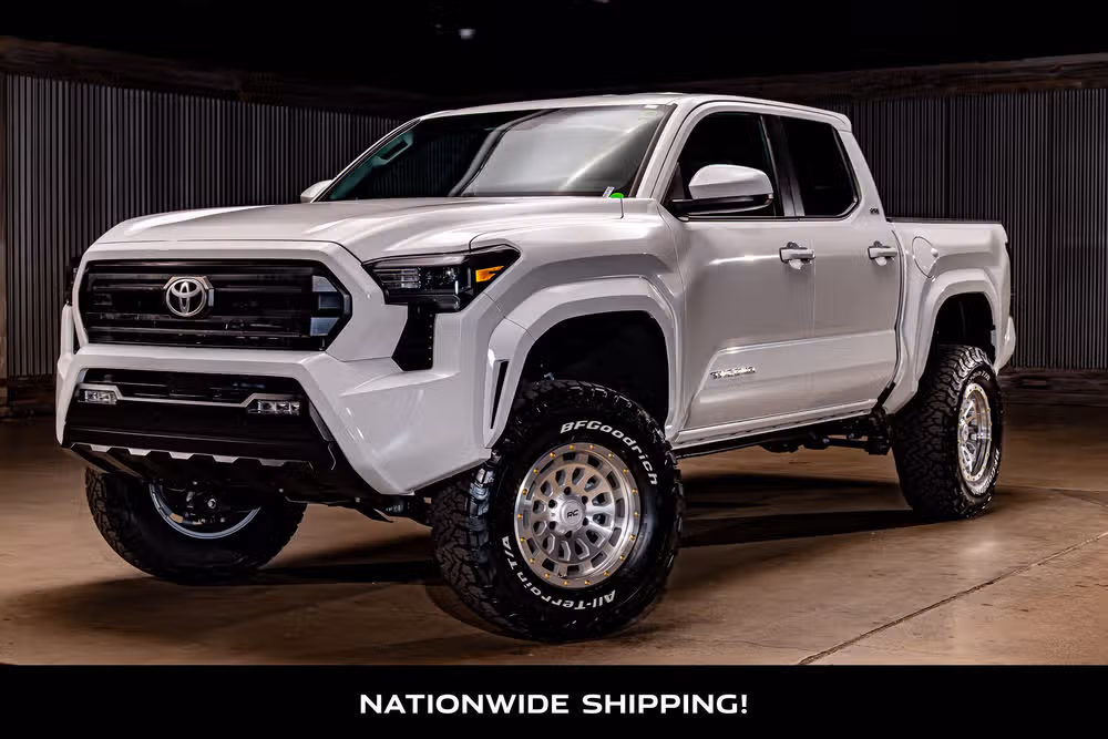 2026 Toyota Tacoma SR5 Double Cab Image 4
