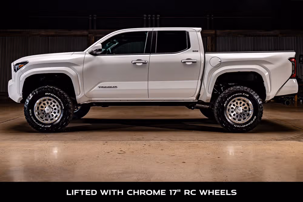 2026 Toyota Tacoma SR5 Double Cab Image 5
