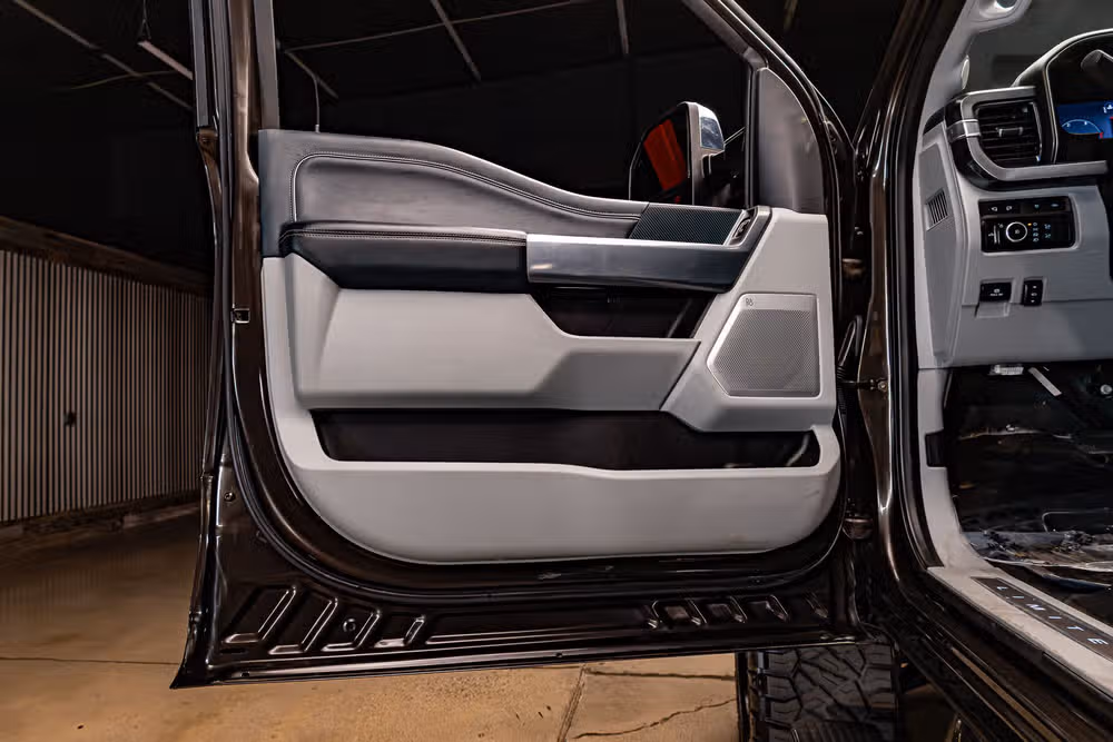 2024 Ford F-250 Super Duty Limited Crew Cab Image 28