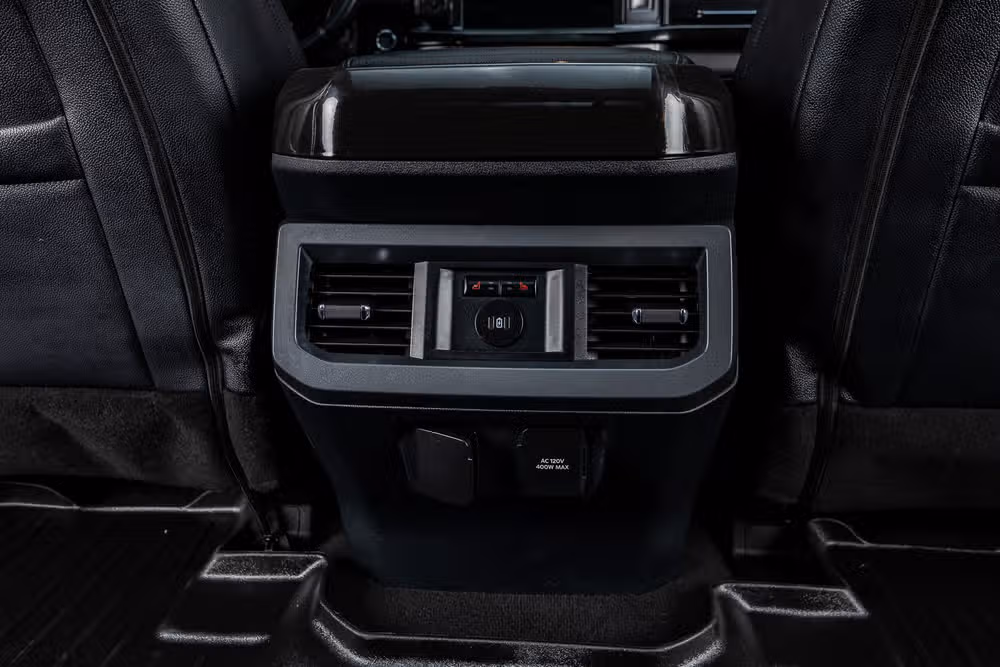 2023 Ford F-250 Super Duty Lariat Harley-Davidson Crew Cab Image 32