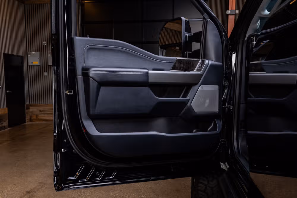 2023 Ford F-250 Super Duty Lariat Harley-Davidson Crew Cab Image 35