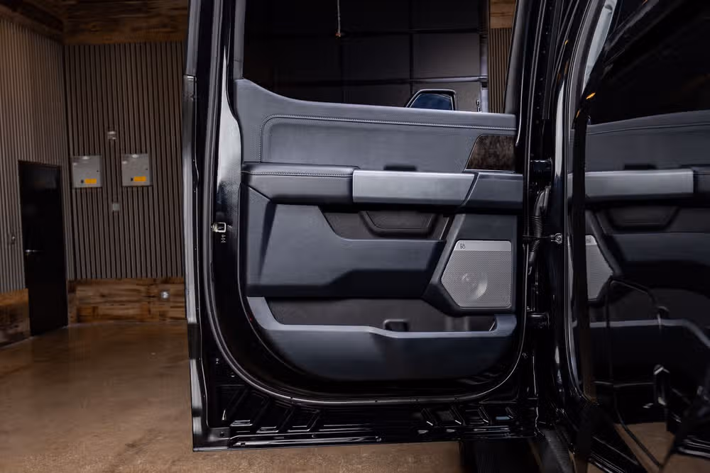 2023 Ford F-250 Super Duty Lariat Harley-Davidson Crew Cab Image 37