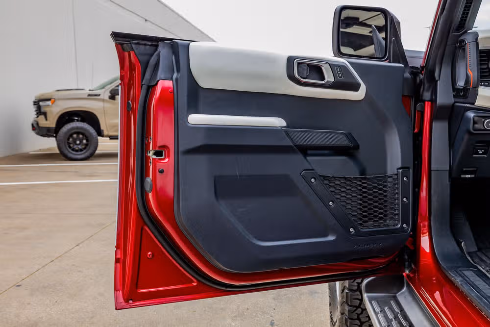 2025 Ford Bronco Heritage Edition Image 36