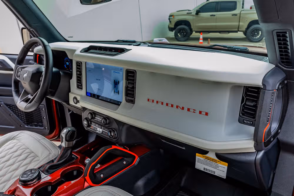 2025 Ford Bronco Heritage Edition Image 18