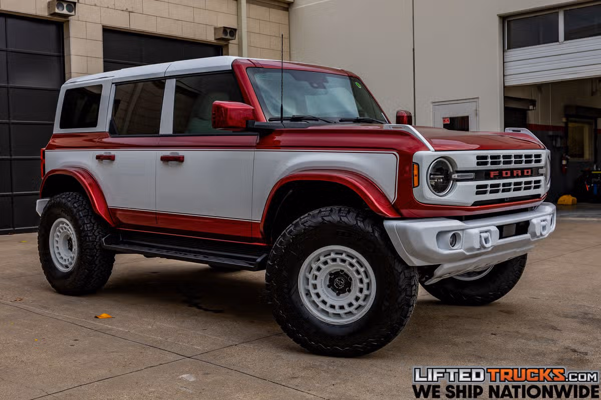 2025 Ford Bronco Heritage Edition