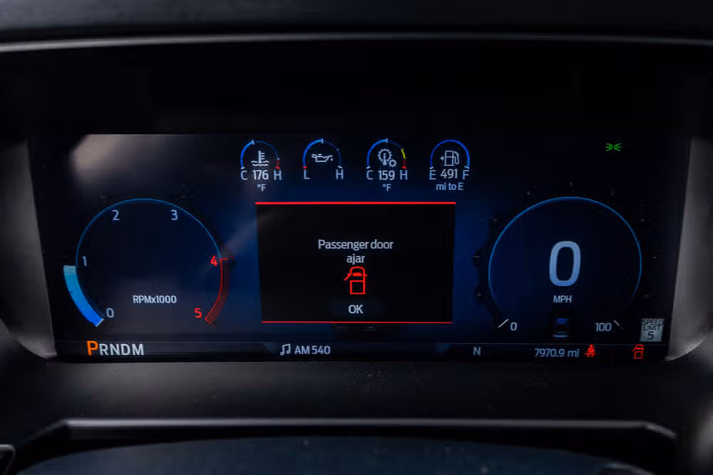 2025 Ford F-450 Super Duty Platinum Plus Crew Cab Image 19