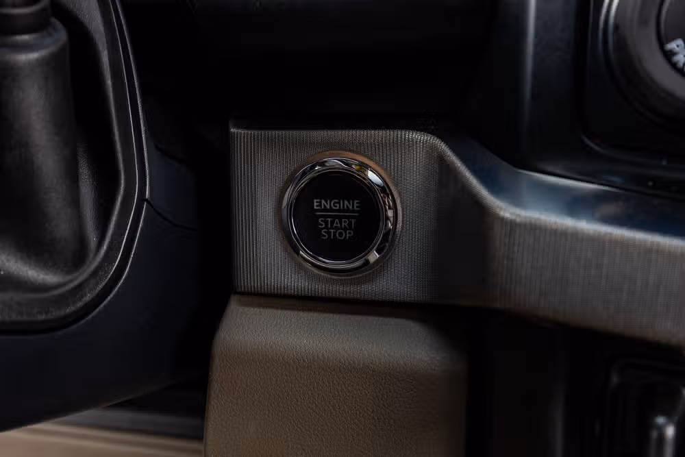 2025 Ford F-450 Super Duty Platinum Plus Crew Cab Image 22