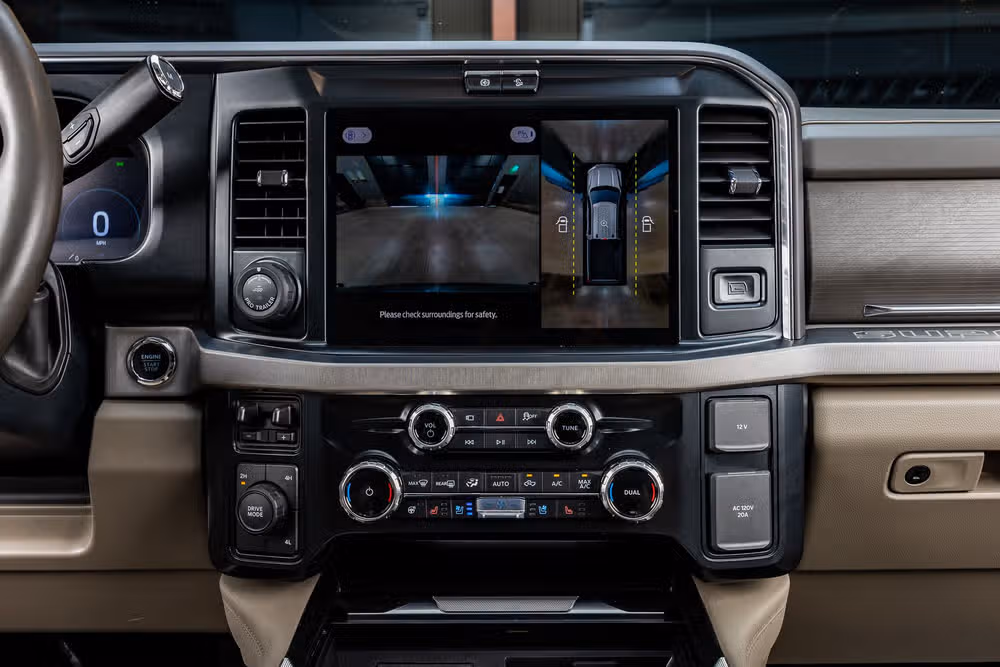 2025 Ford F-450 Super Duty Platinum Plus Crew Cab Image 23