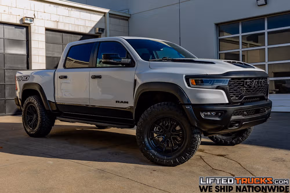 2025 Ram 1500 RHO Crew Cab Image 1