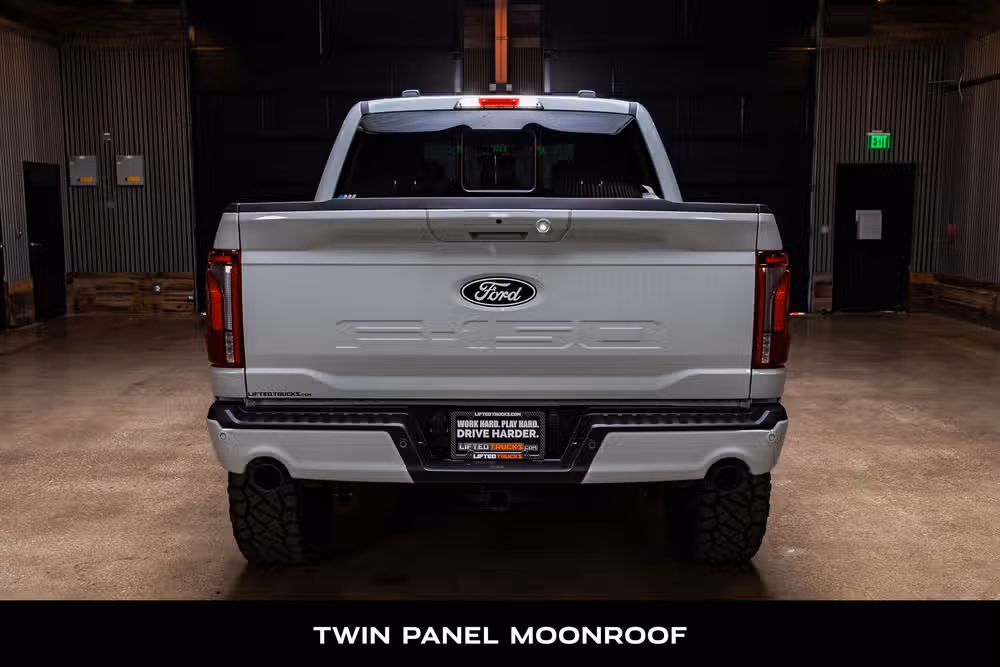 2026 Ford F-150 Lariat SuperCrew Image 8