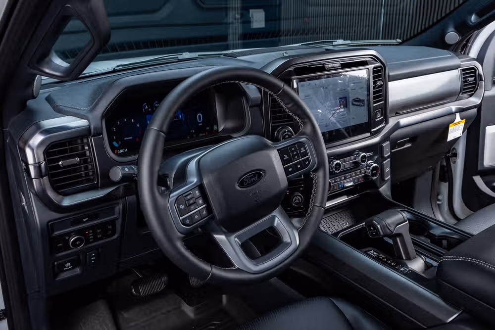 2026 Ford F-150 Lariat SuperCrew Image 17
