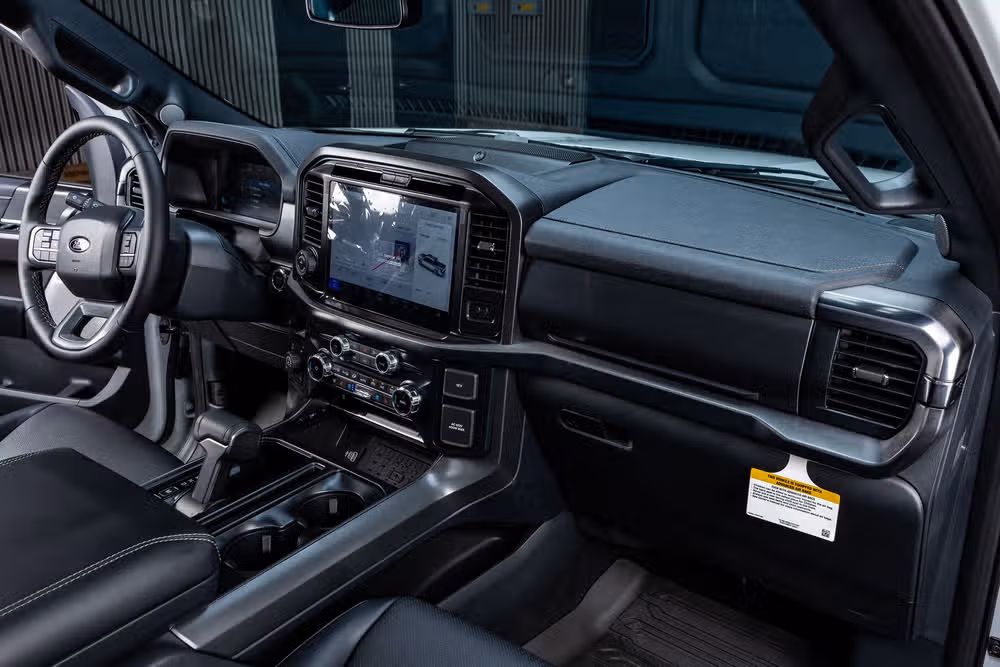 2026 Ford F-150 Lariat SuperCrew Image 18
