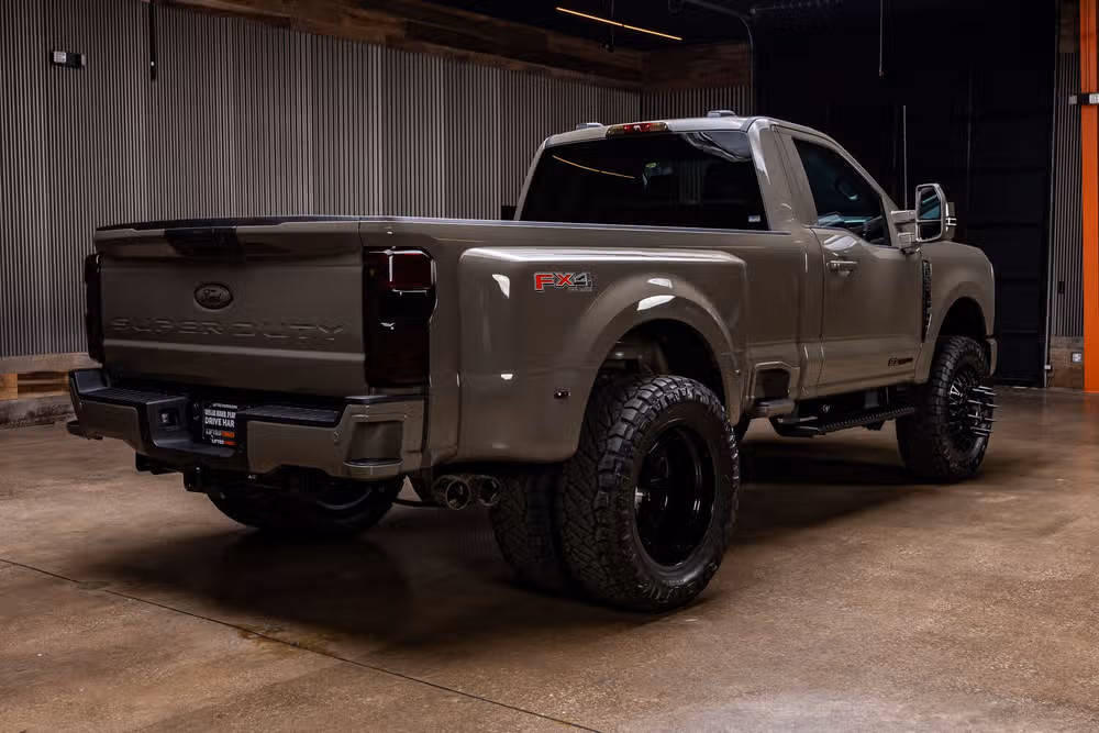 2026 Ford F-350 Super Duty XLT Regular Cab Image 10