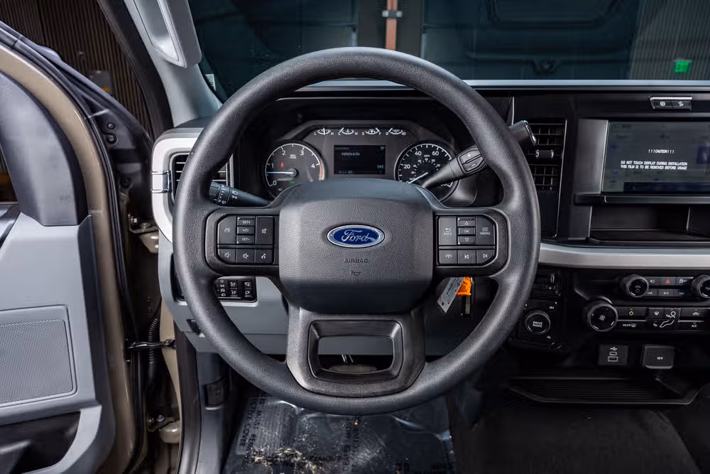 2026 Ford F-350 Super Duty XLT Regular Cab Image 19