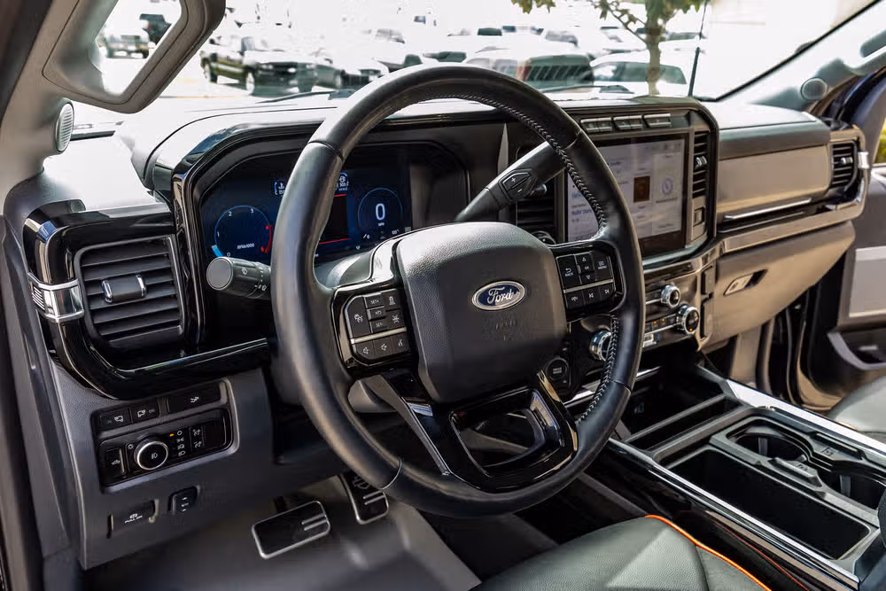 2024 Ford F-250 Super Duty Lariat Harley-Davidson Crew Cab Image 16