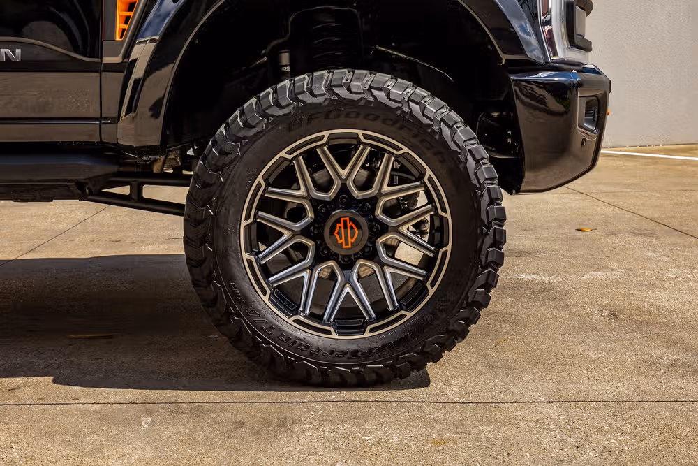 2024 Ford F-250 Super Duty Lariat Harley-Davidson Crew Cab Image 11
