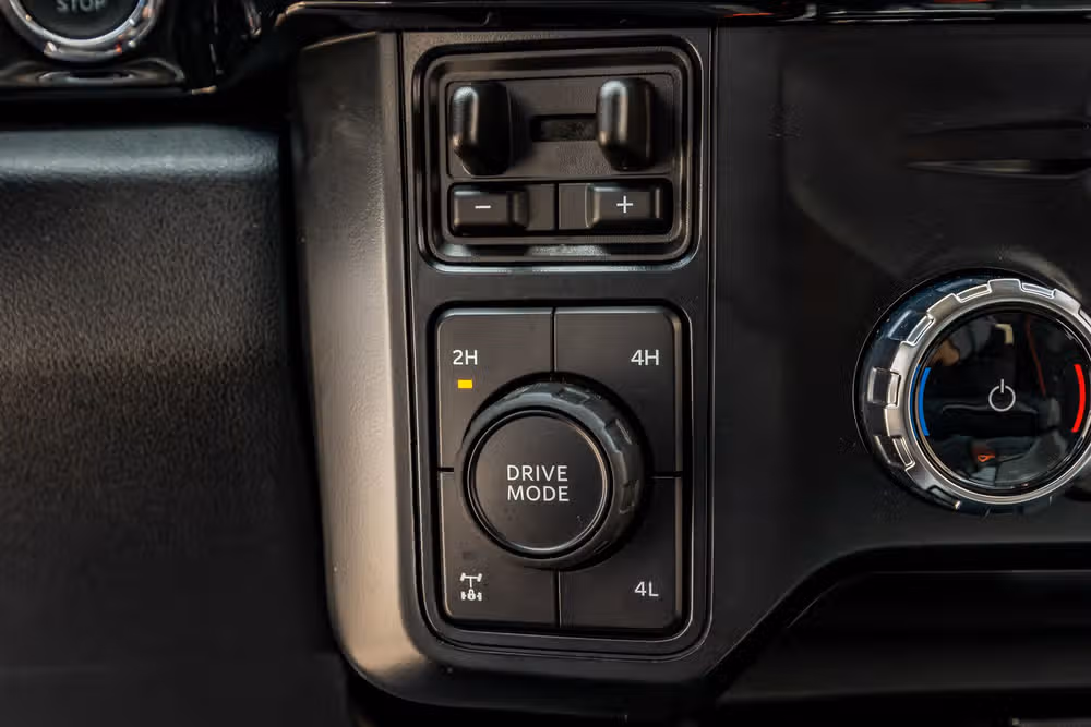 2024 Ford F-250 Super Duty Lariat Harley-Davidson Crew Cab Image 23