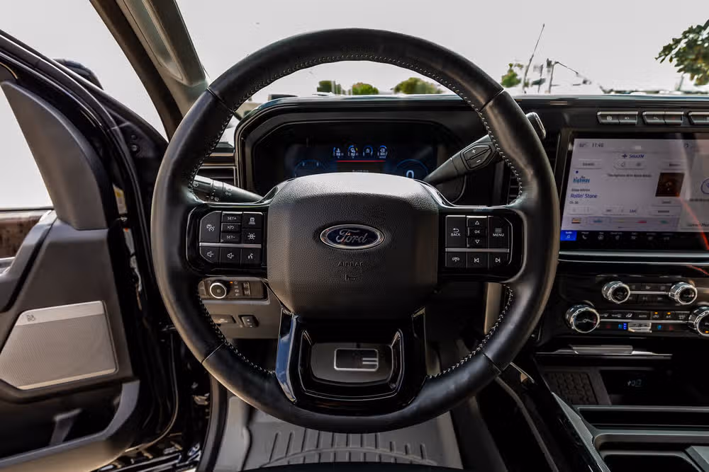 2024 Ford F-250 Super Duty Lariat Harley-Davidson Crew Cab Image 18