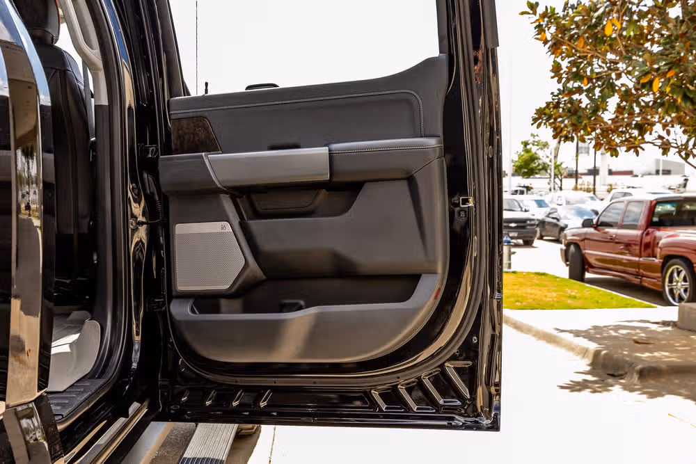 2024 Ford F-250 Super Duty Lariat Harley-Davidson Crew Cab Image 39