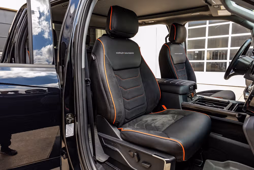 2024 Ford F-250 Super Duty Lariat Harley-Davidson Crew Cab Image 31