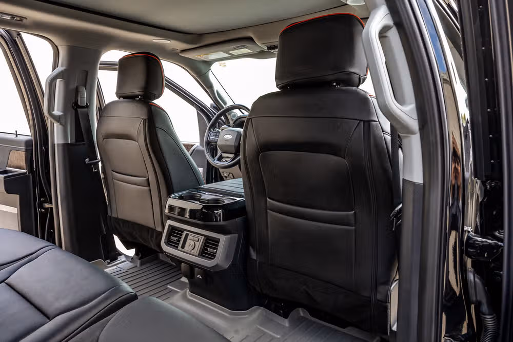 2024 Ford F-250 Super Duty Lariat Harley-Davidson Crew Cab Image 32