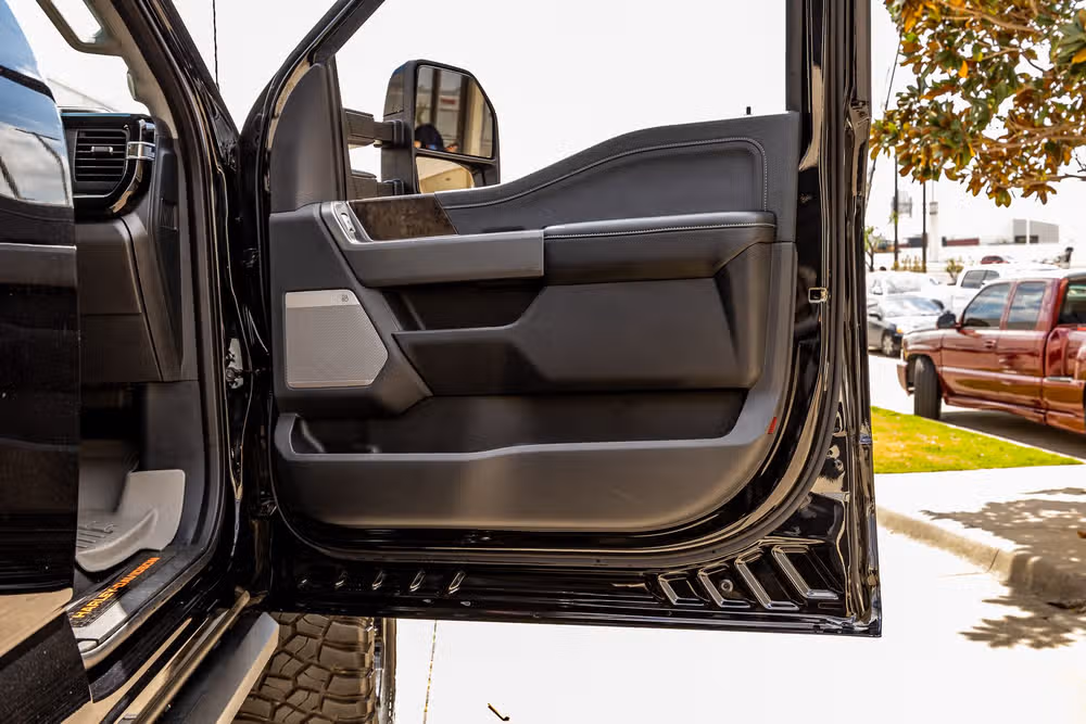 2024 Ford F-250 Super Duty Lariat Harley-Davidson Crew Cab Image 37