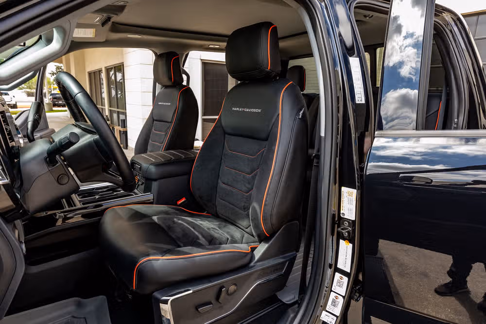 2024 Ford F-250 Super Duty Lariat Harley-Davidson Crew Cab Image 30