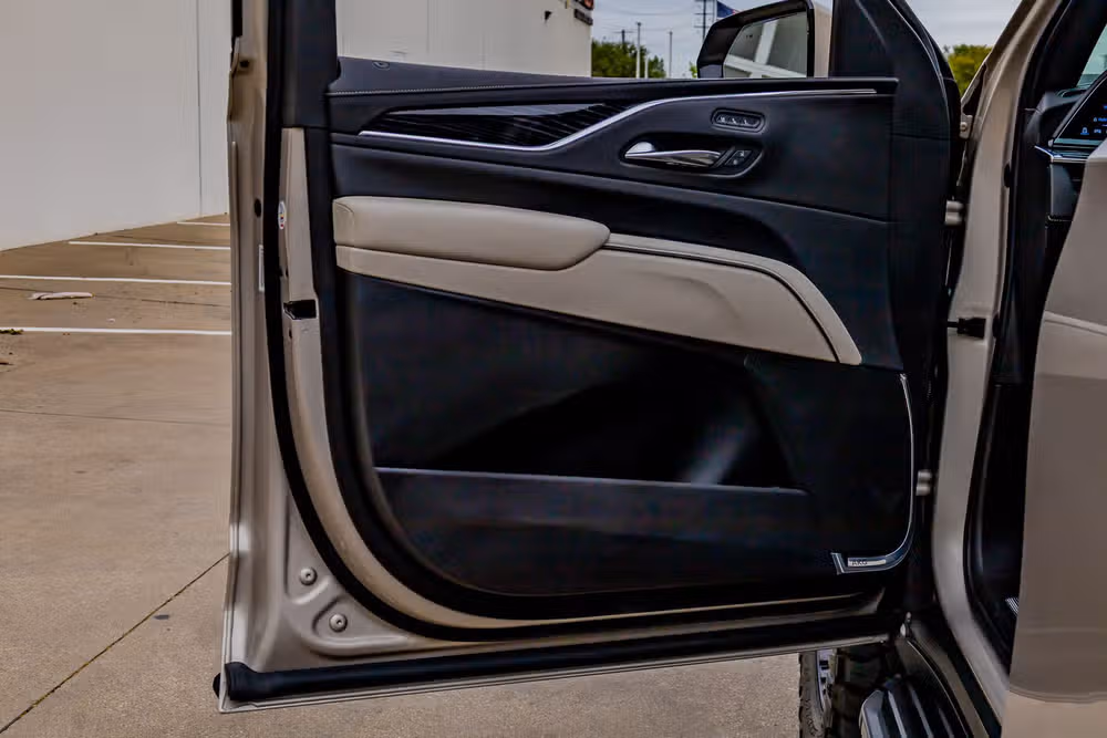 2021 Cadillac Escalade Sport Image 36