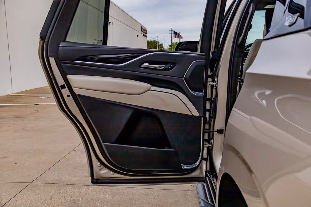 2021 Cadillac Escalade Sport Image 38
