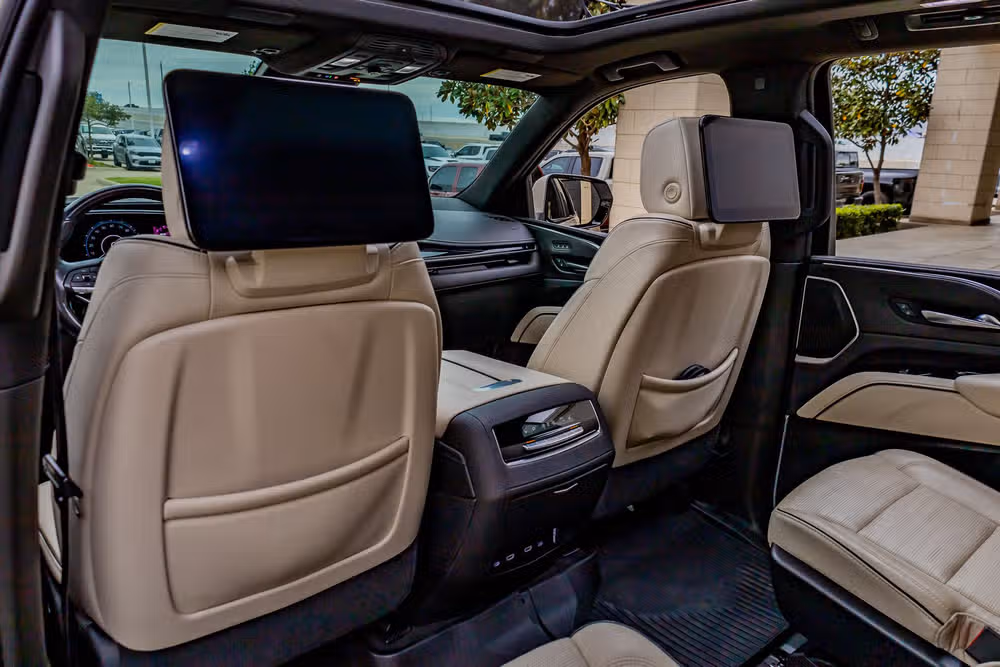 2021 Cadillac Escalade Sport Image 33