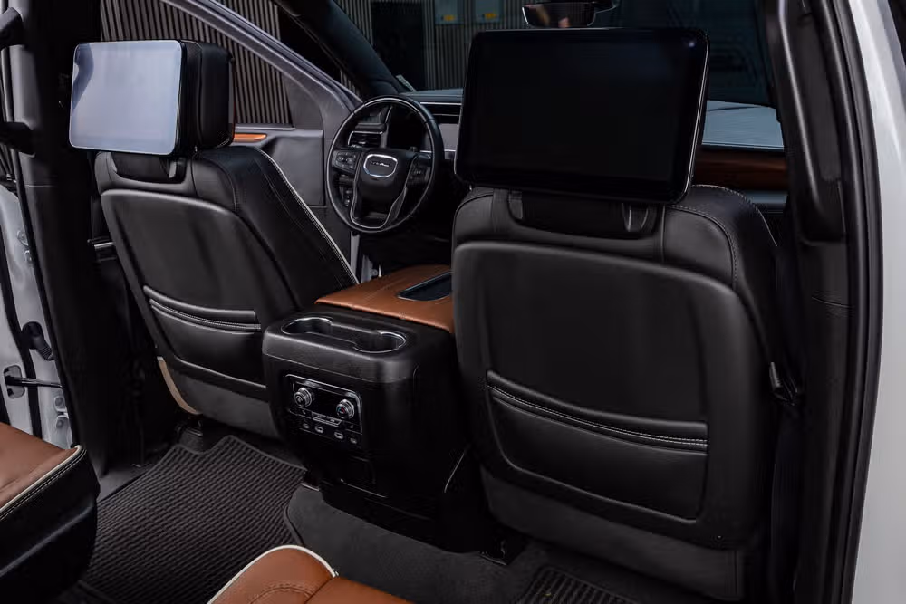 2024 GMC Yukon Denali Ultimate Image 30