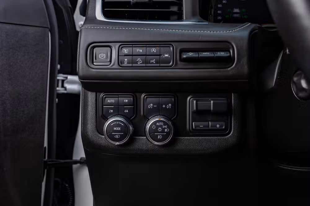 2024 GMC Yukon Denali Ultimate Image 22
