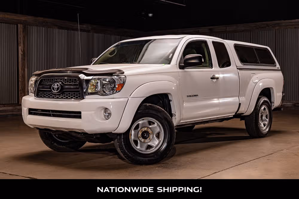2011 Toyota Tacoma PreRunner V6 Access Cab Image 4
