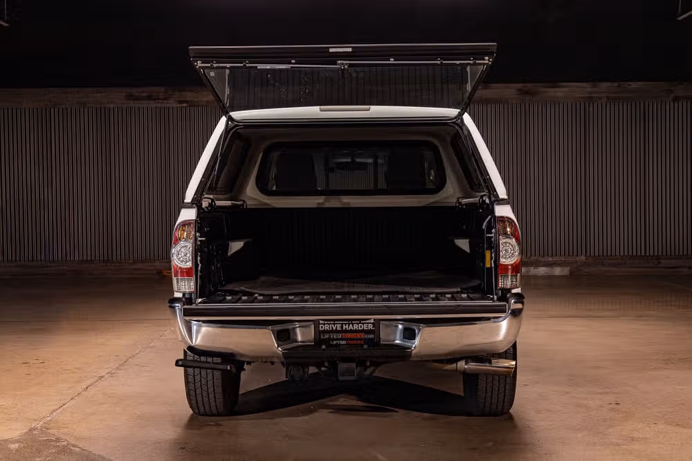 2011 Toyota Tacoma PreRunner V6 Access Cab Image 8