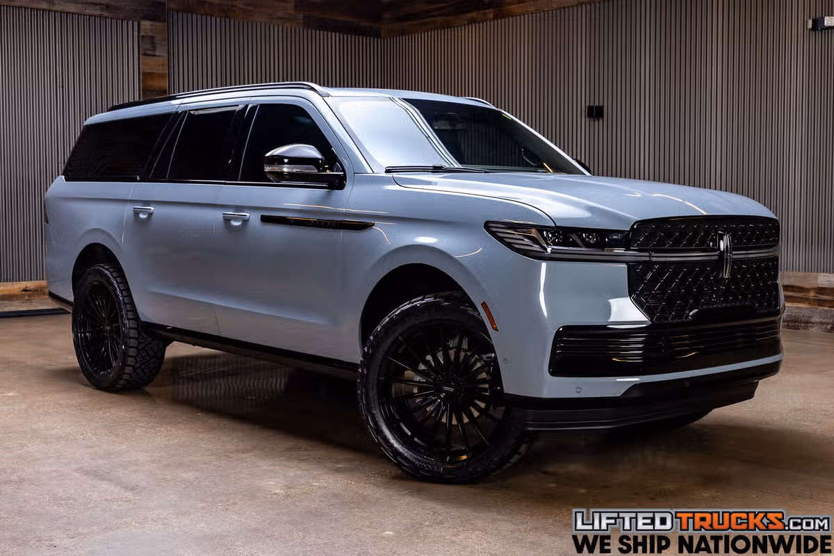 2025 Lincoln Navigator L Reserve