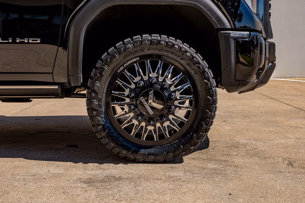 2024 GMC Sierra 3500HD Denali Ultimate Crew Cab Image 12