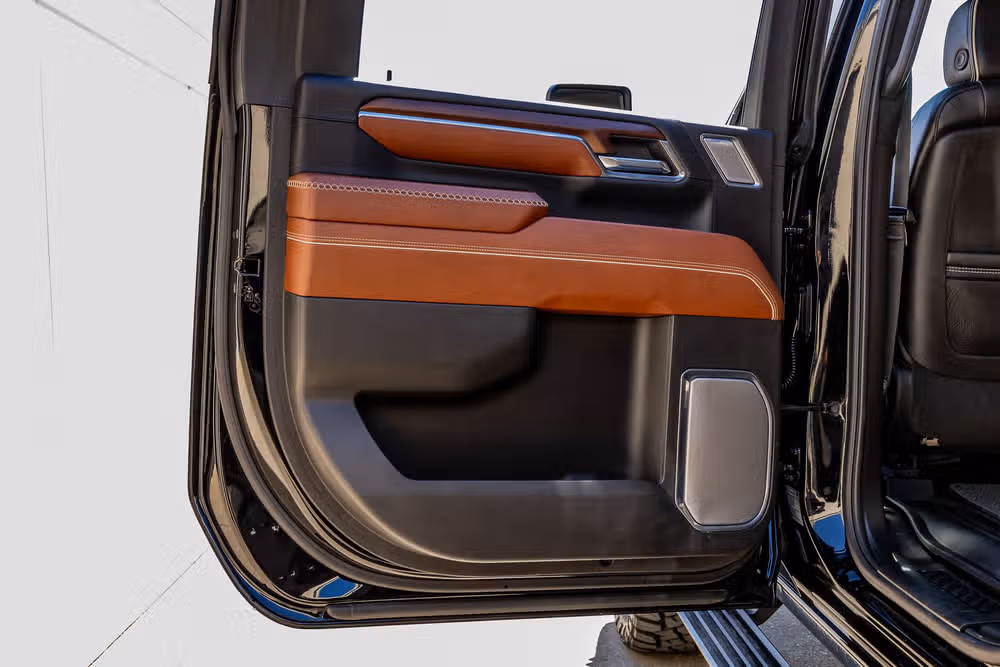 2024 GMC Sierra 3500HD Denali Ultimate Crew Cab Image 37