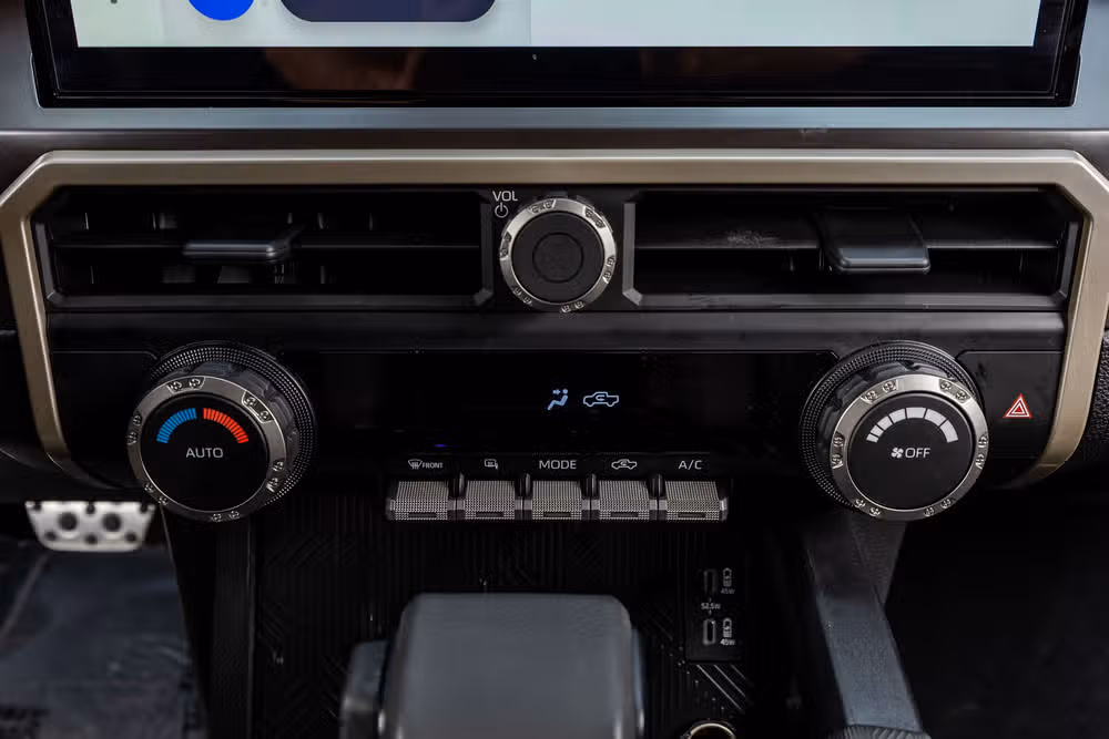 2025 Toyota Tacoma TRD Sport Double Cab Image 25
