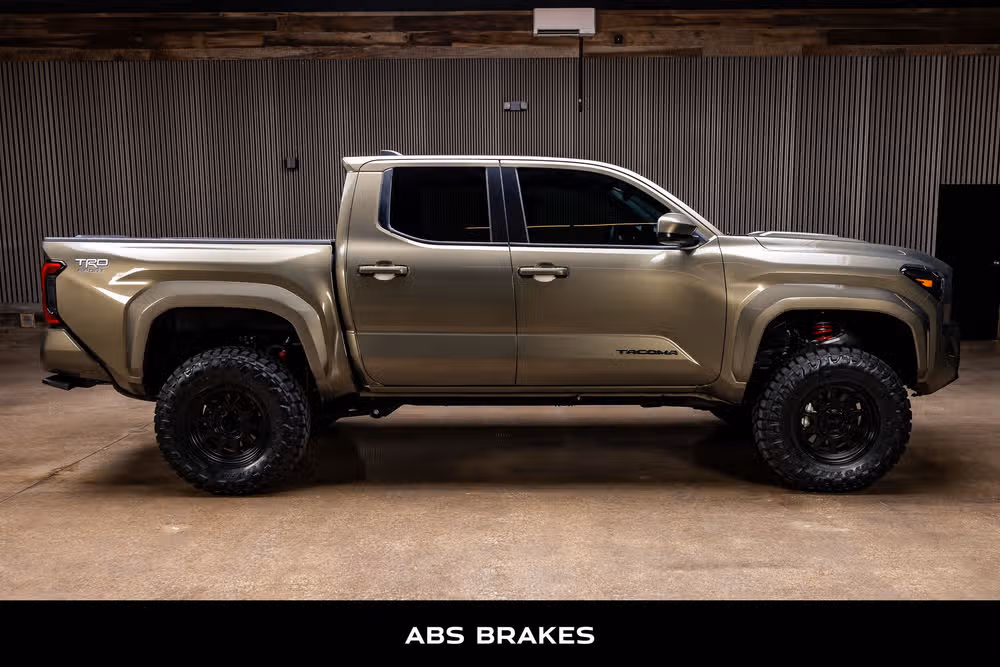 2025 Toyota Tacoma TRD Sport Double Cab Image 11